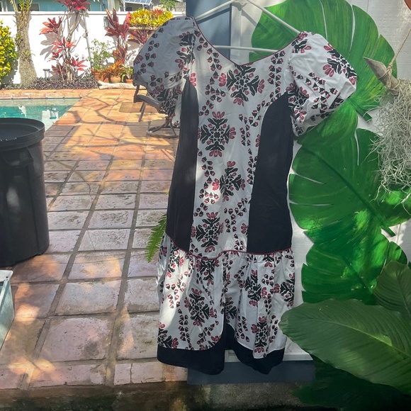 VTG Tria By Tori Richard’s Shorty Muumuu - Picture 2 of 7